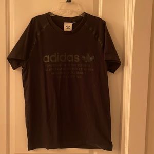 Men’s medium Adidas jersey.